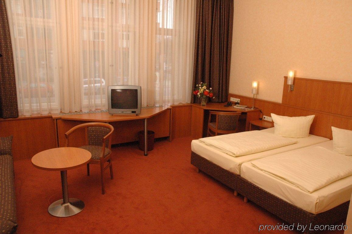Rewari Hotel Berlín Habitación foto