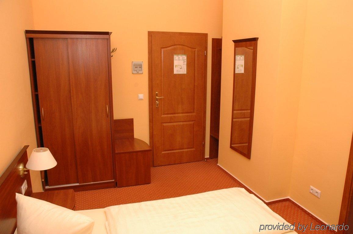 Rewari Hotel Berlín Habitación foto